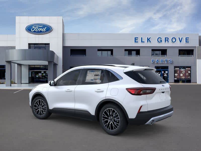 2025 Ford Escape photo 3