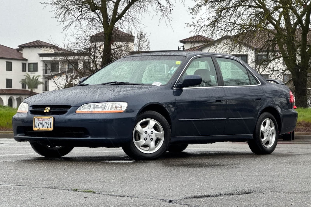Used 2000 Honda Accord 2.3 EX w/Leather Sedan