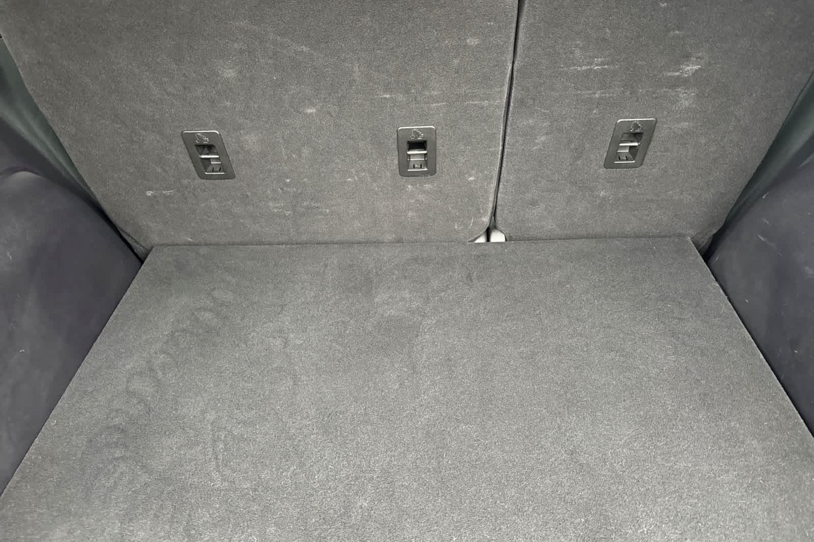 Thumbnail: 2022 Ford Escape - 15