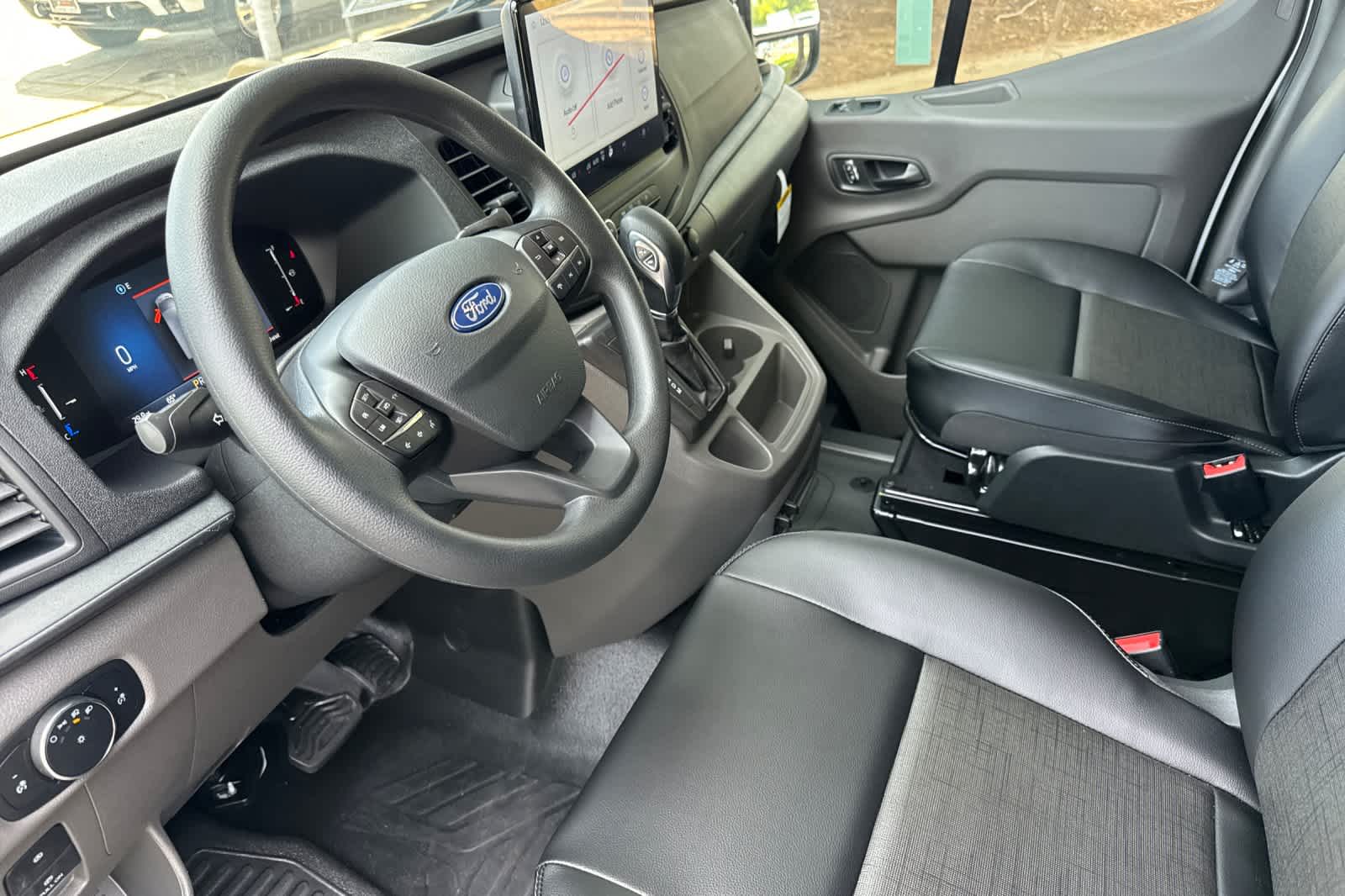 Thumbnail: 2026 Ford Transit Series - 10
