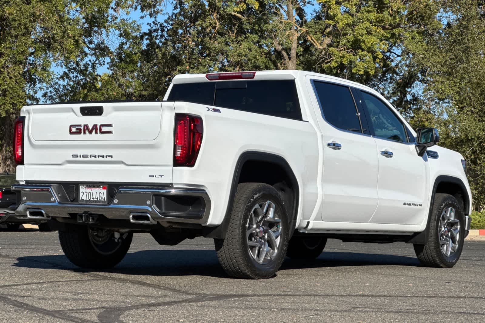 2025 Gmc Sierra 1500 SLT photo 2