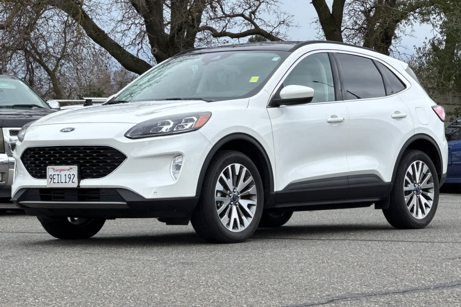 Thumbnail: 2022 Ford Escape - 1