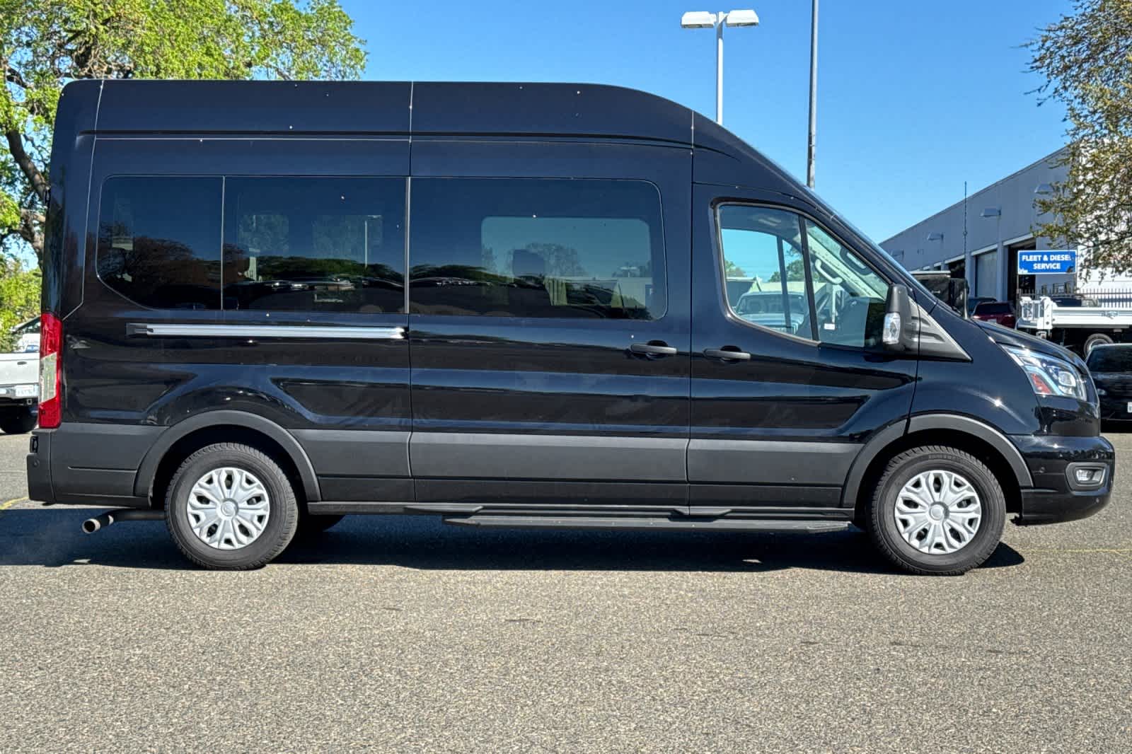 Thumbnail: 2024 Ford Econoline - 8