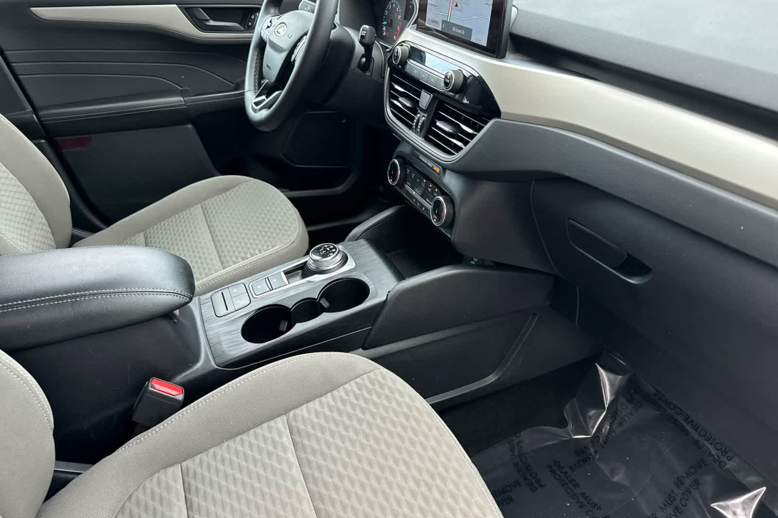 Thumbnail: 2022 Ford Escape - 16