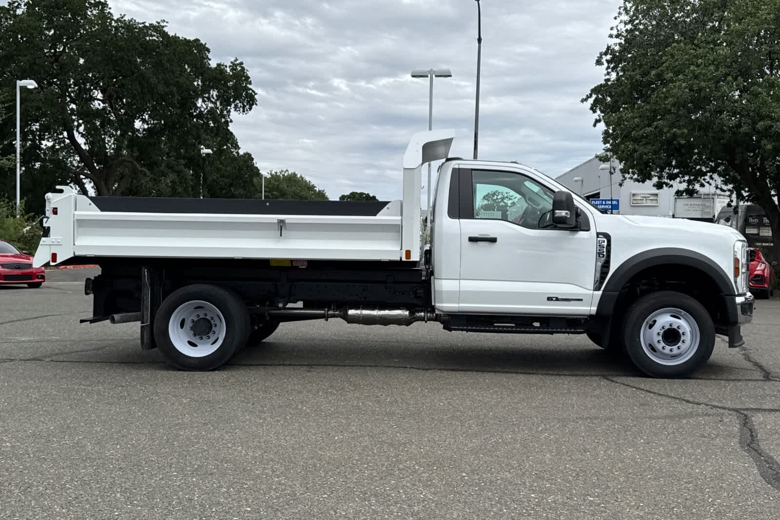 Thumbnail: 2025 Ford F-550 - 7