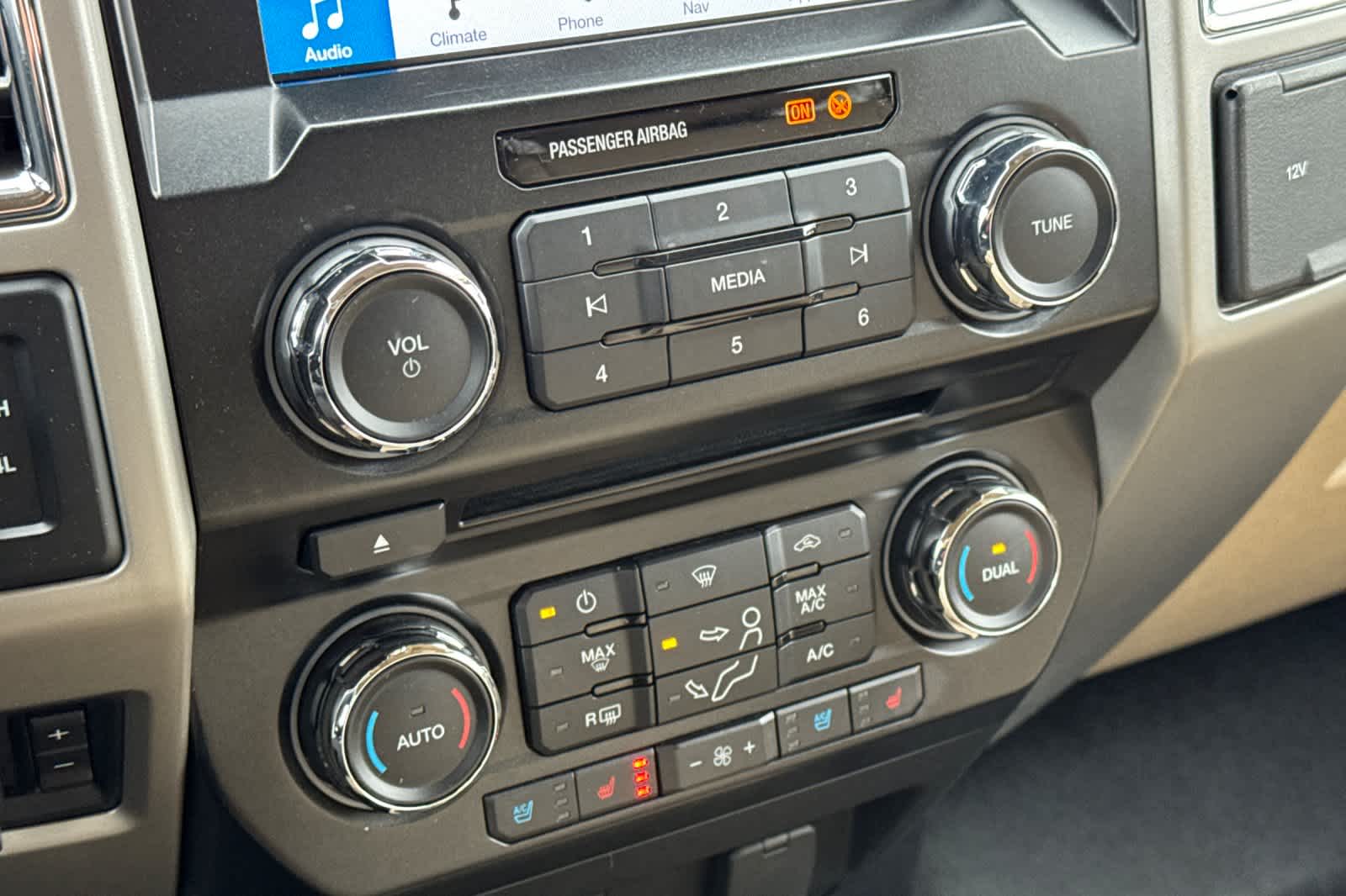 Thumbnail: 2017 Ford F-250 - 20