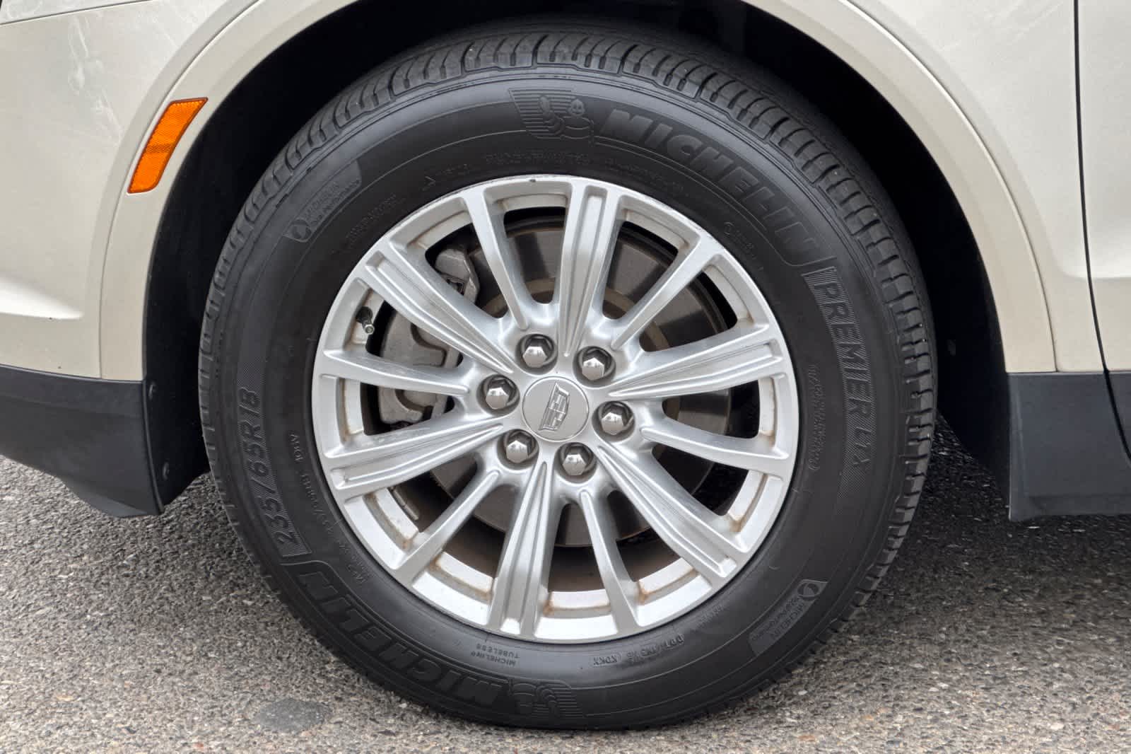 Thumbnail: 2017 Cadillac XT5 - 26