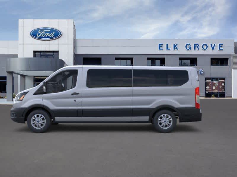 Thumbnail: 2025 Ford Econoline - 3