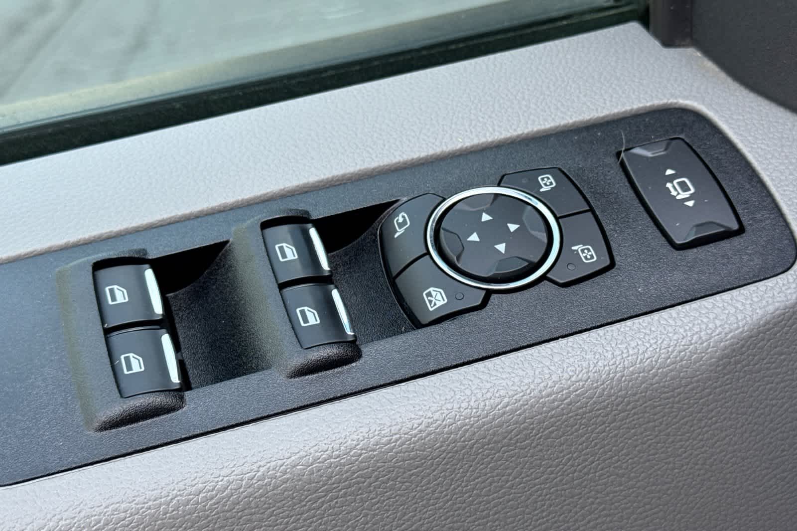 Thumbnail: 2022 Ford F-450 - 13