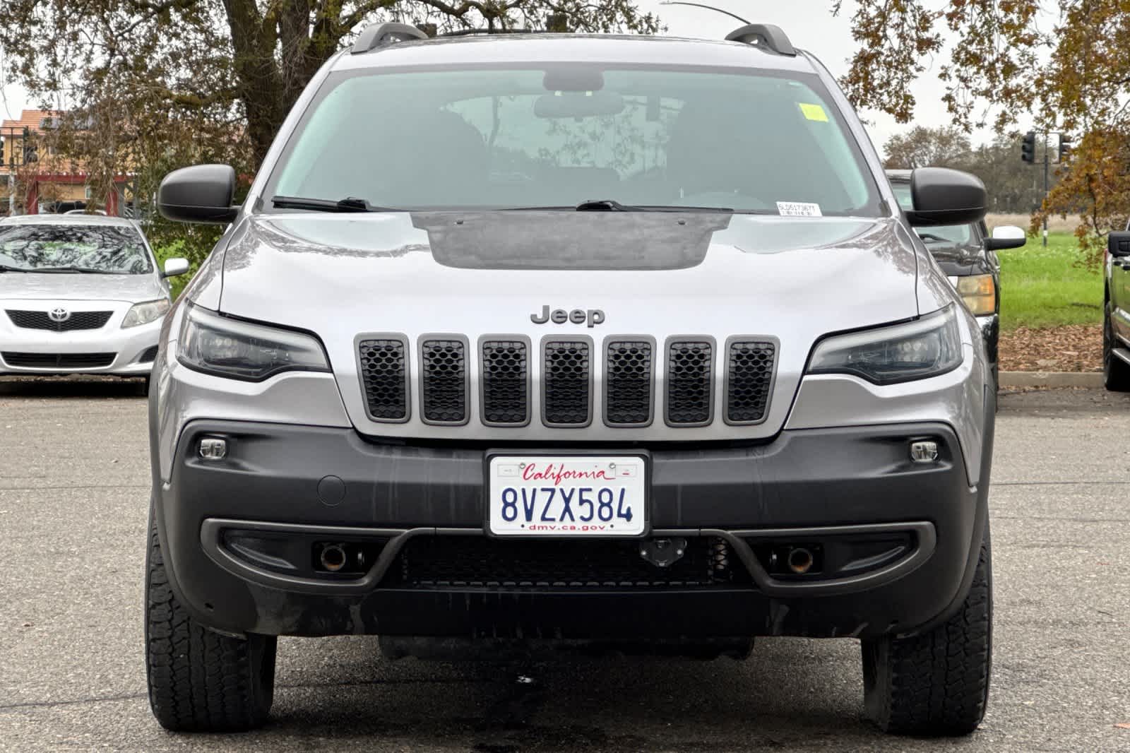 Thumbnail: 2020 Jeep Cherokee - 10