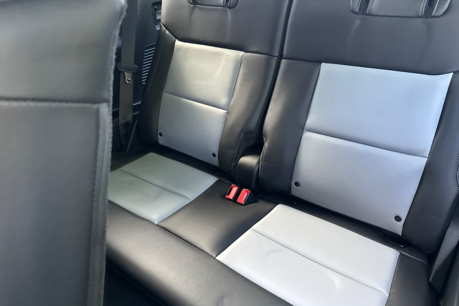 Thumbnail: 2023 Ford Explorer - 15