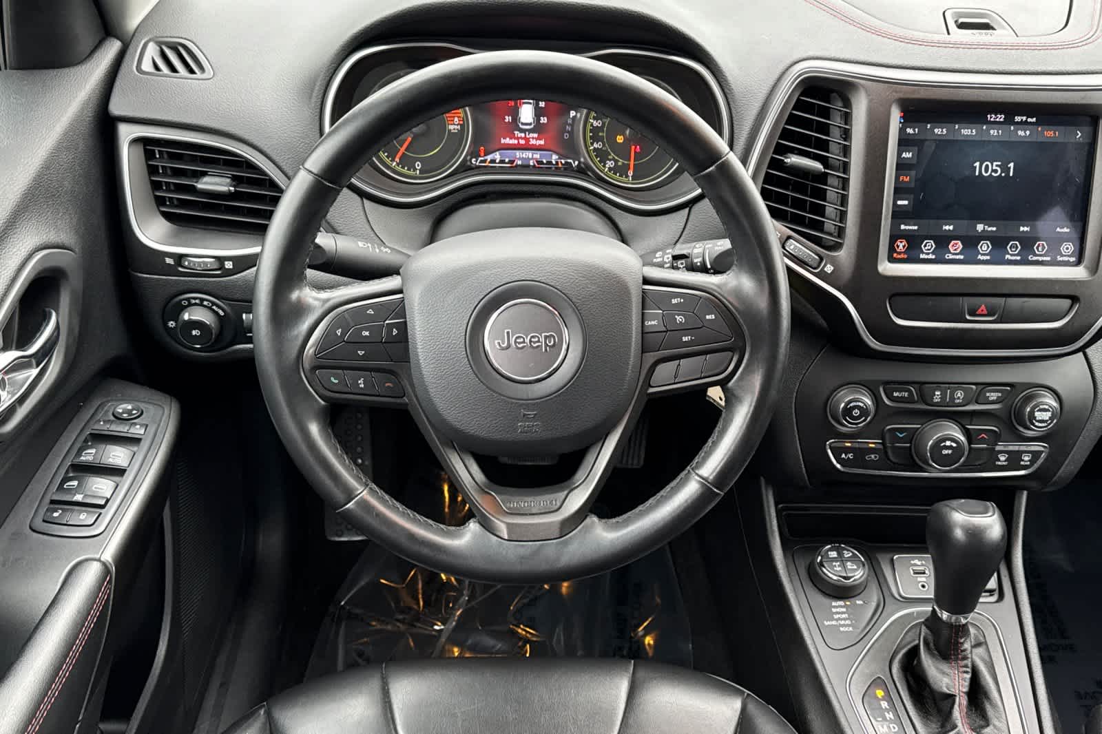 Thumbnail: 2020 Jeep Cherokee - 14