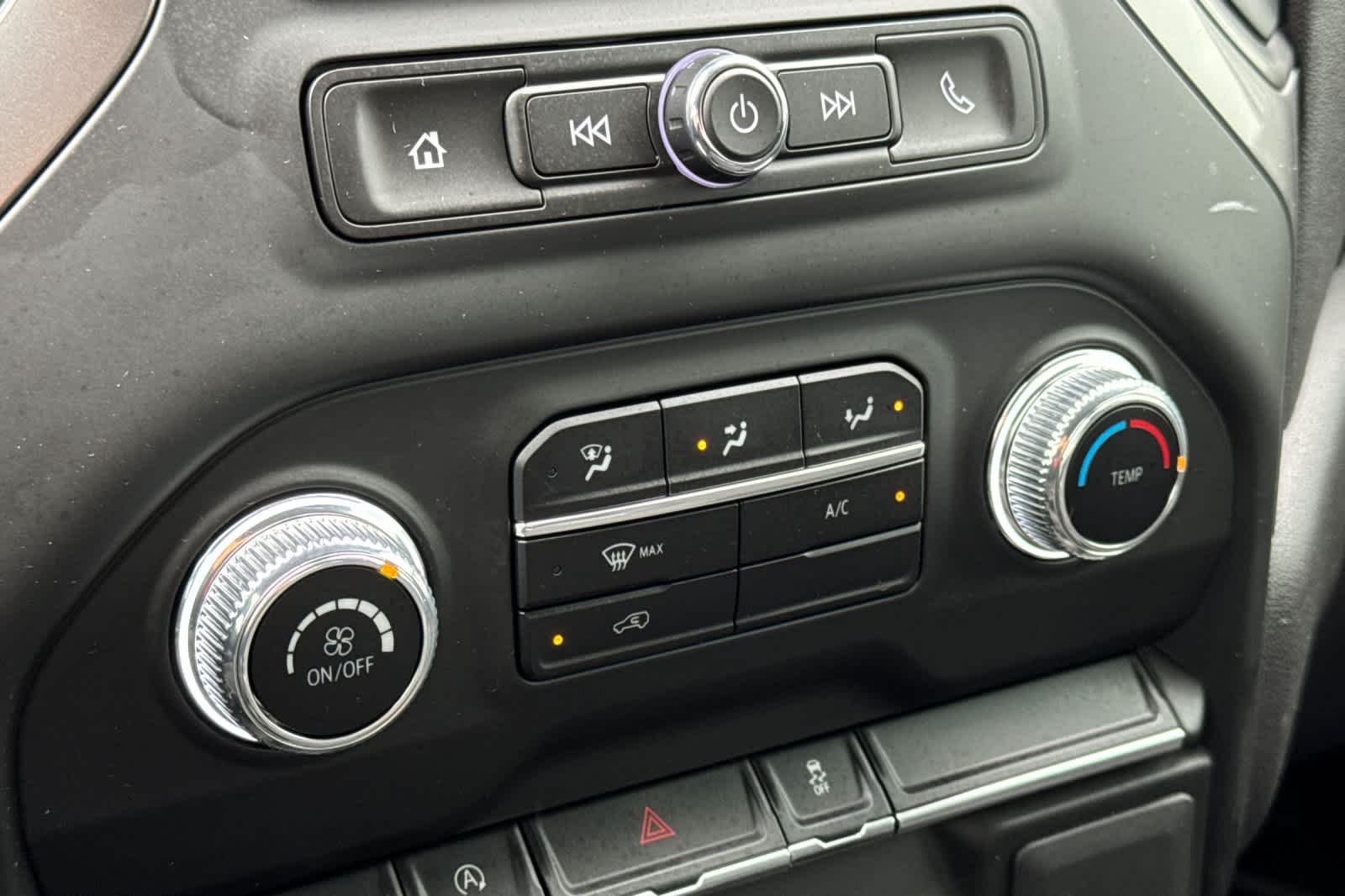 Thumbnail: 2024 GMC Sierra 1500 - 19