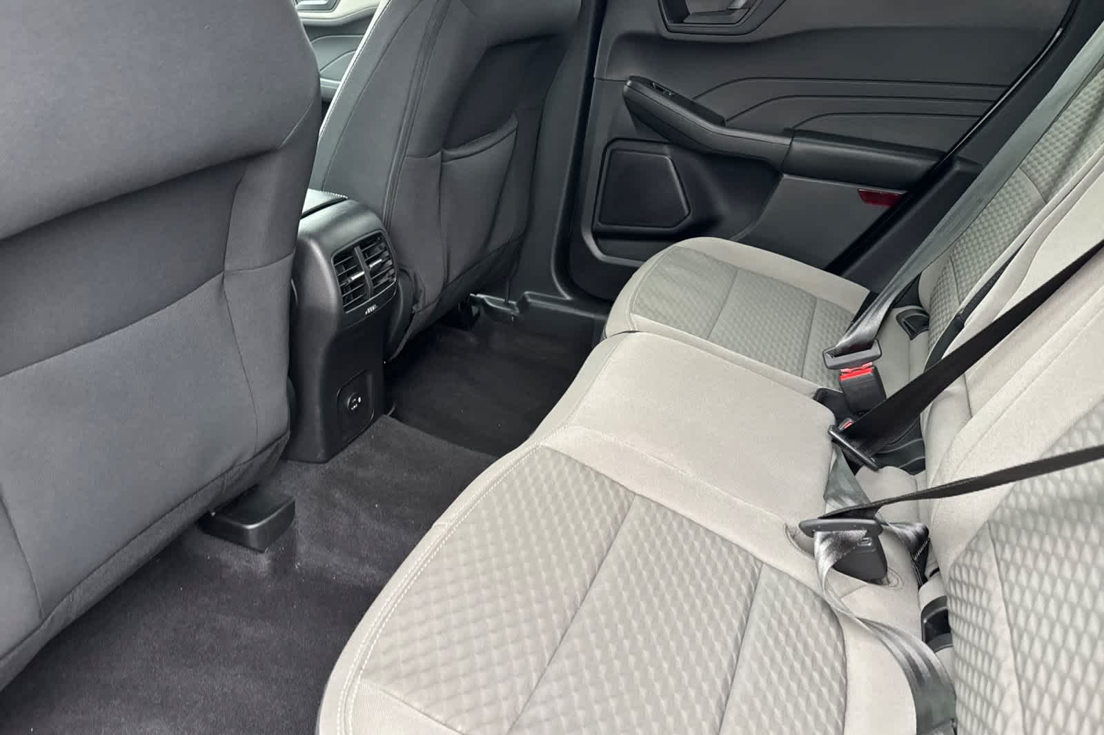 Thumbnail: 2022 Ford Escape - 4