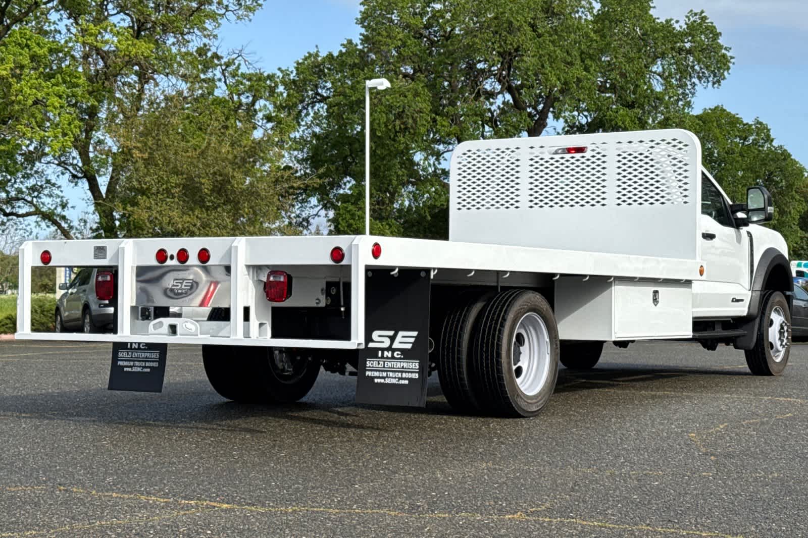 Thumbnail: 2024 Ford F-550 - 2