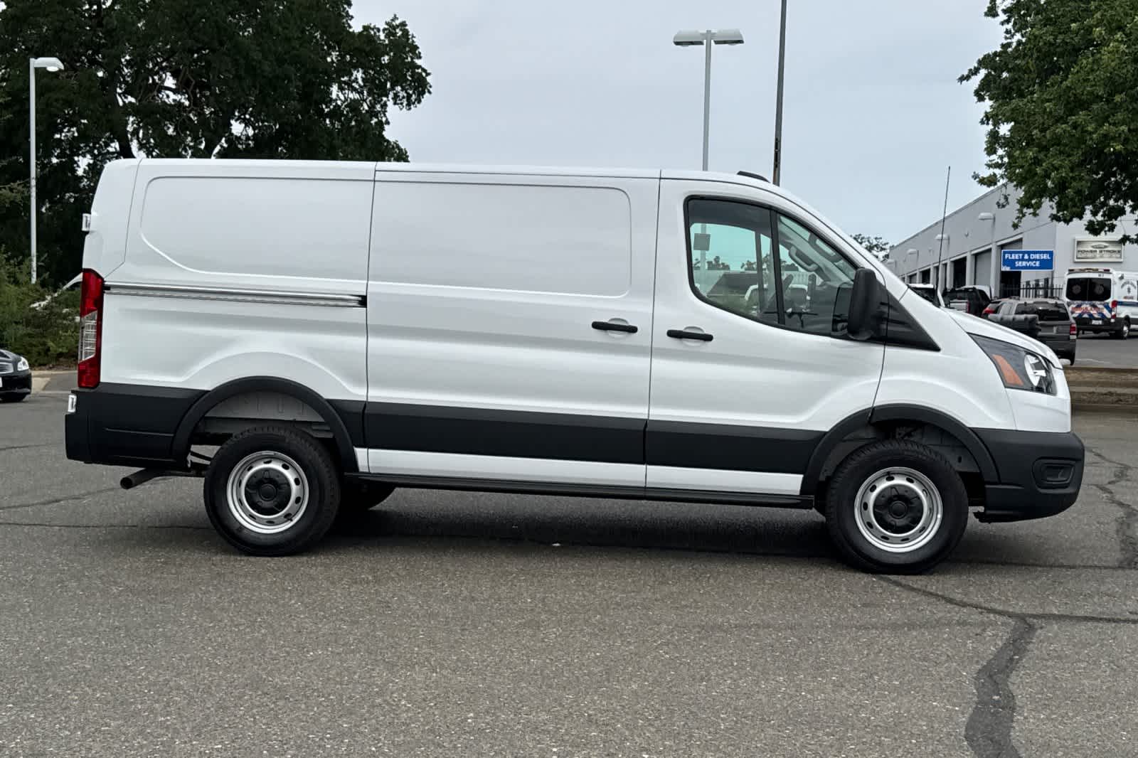 Thumbnail: 2026 Ford Transit Series - 7