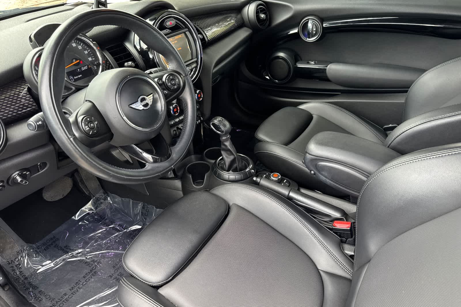 Thumbnail: 2017 MINI Cooper Convertible - 14