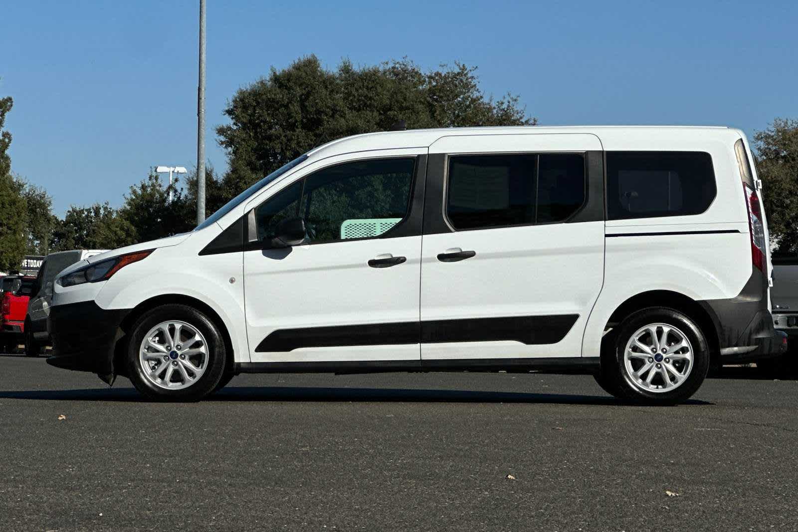 2022 Ford Transit Series Connnect XL 5