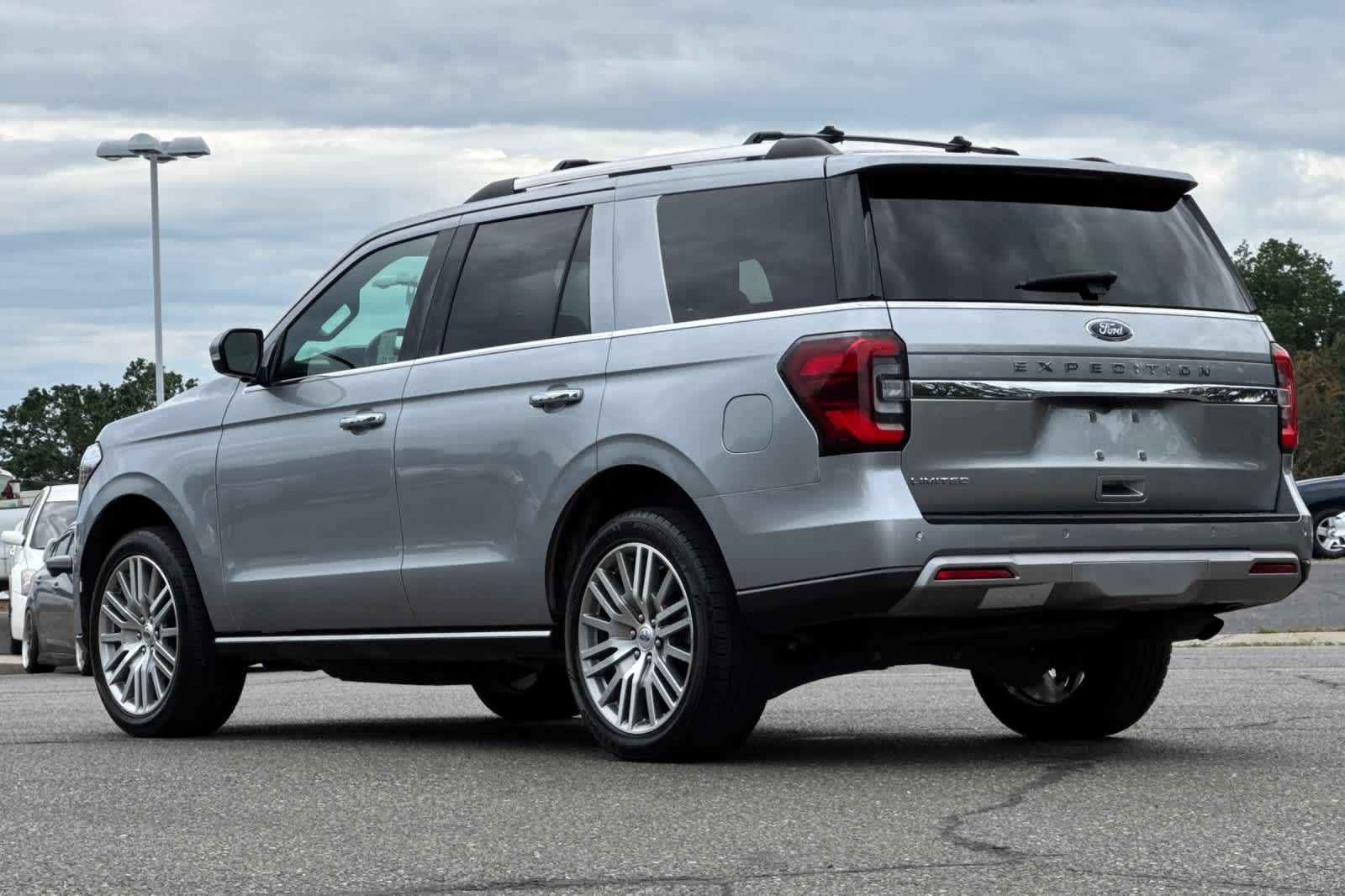 Thumbnail: 2024 Ford Expedition - 6