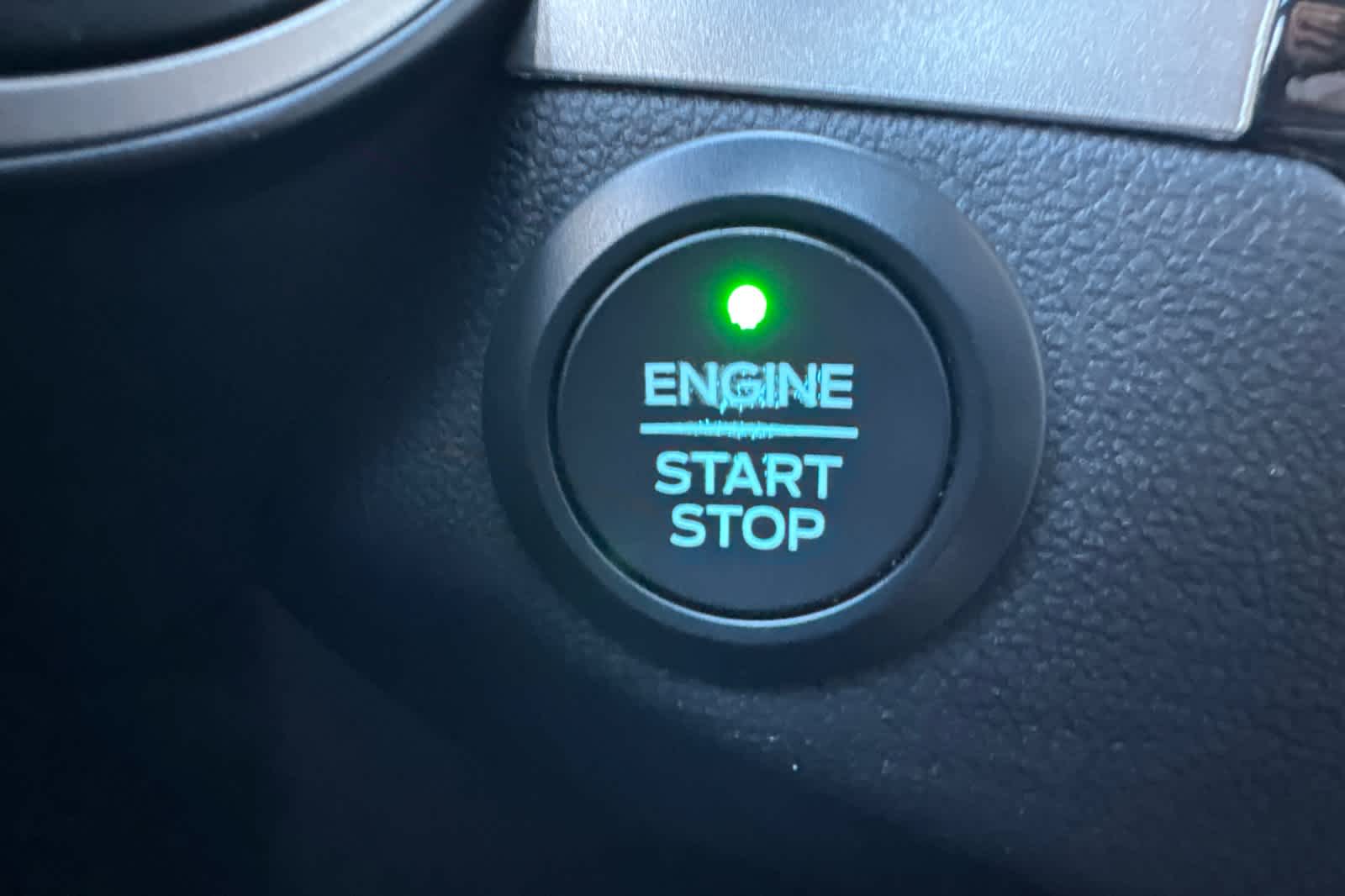 Thumbnail: 2020 Ford Escape - 22