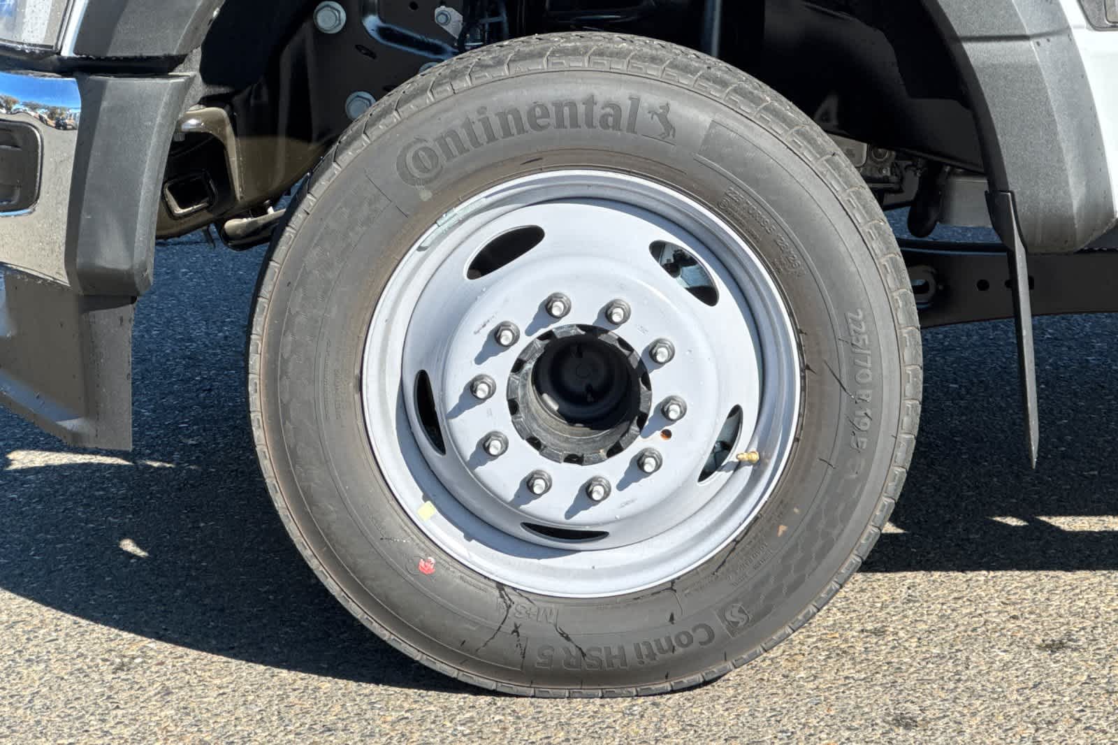 Thumbnail: 2024 Ford F-550 - 23