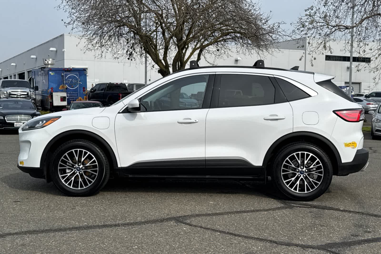 Thumbnail: 2022 Ford Escape - 5