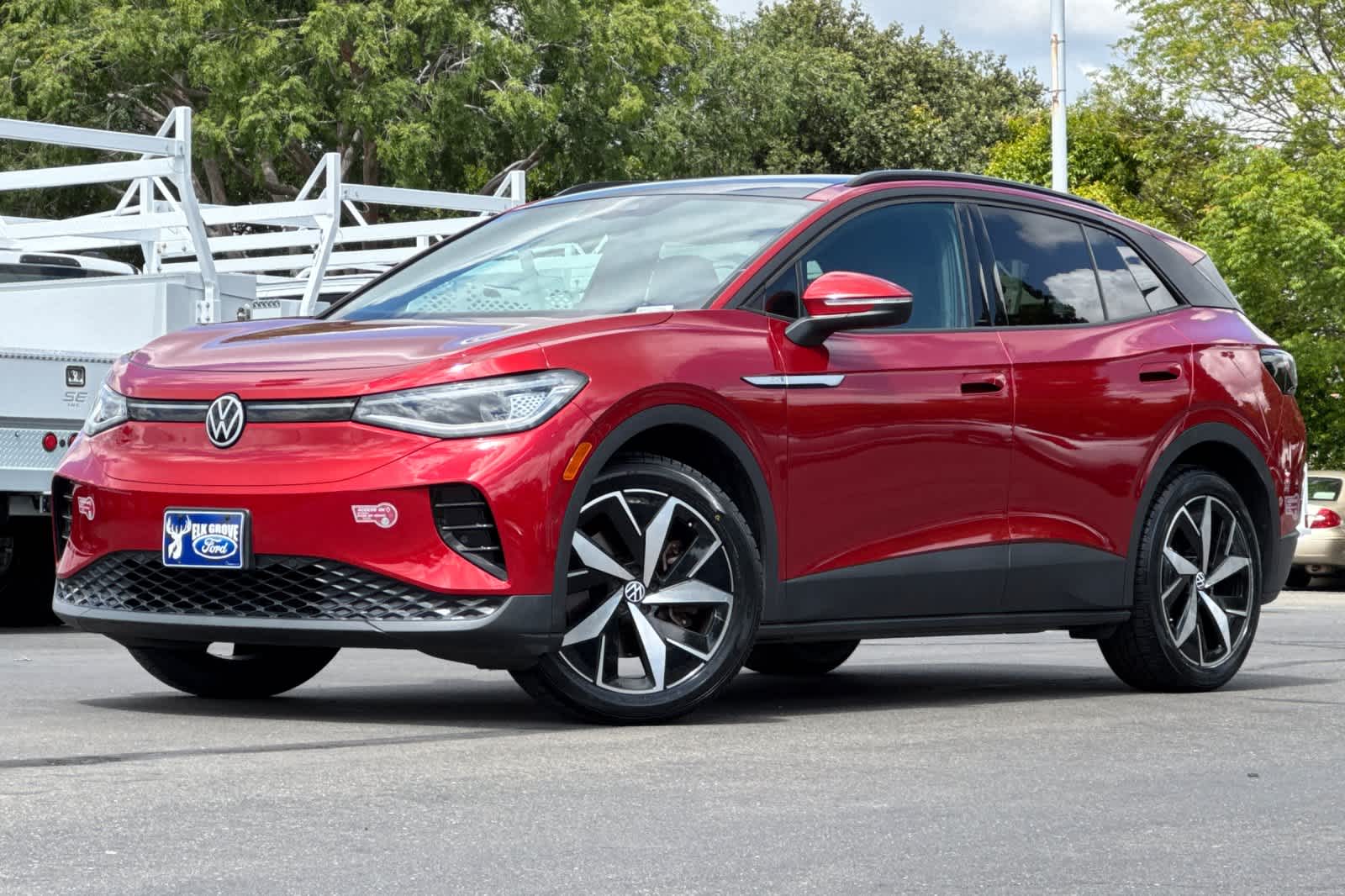 Thumbnail: 2023 Volkswagen ID.4 - 1