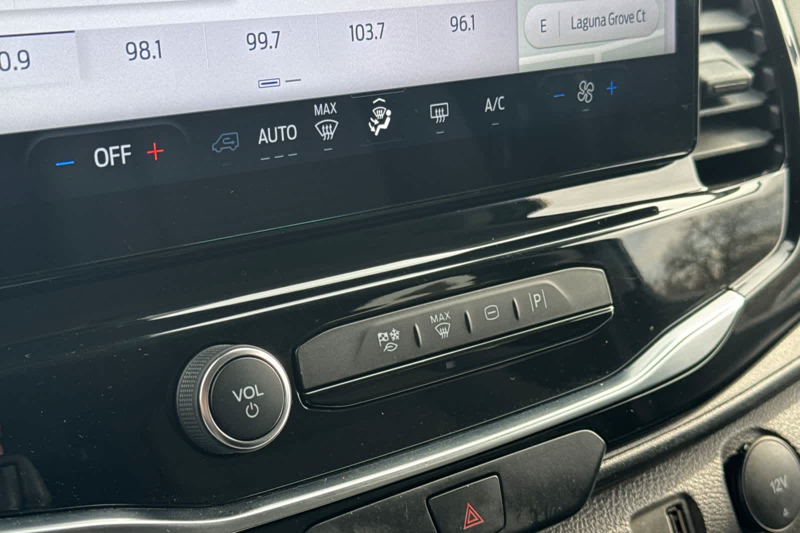 Thumbnail: 2023 Ford Econoline - 22