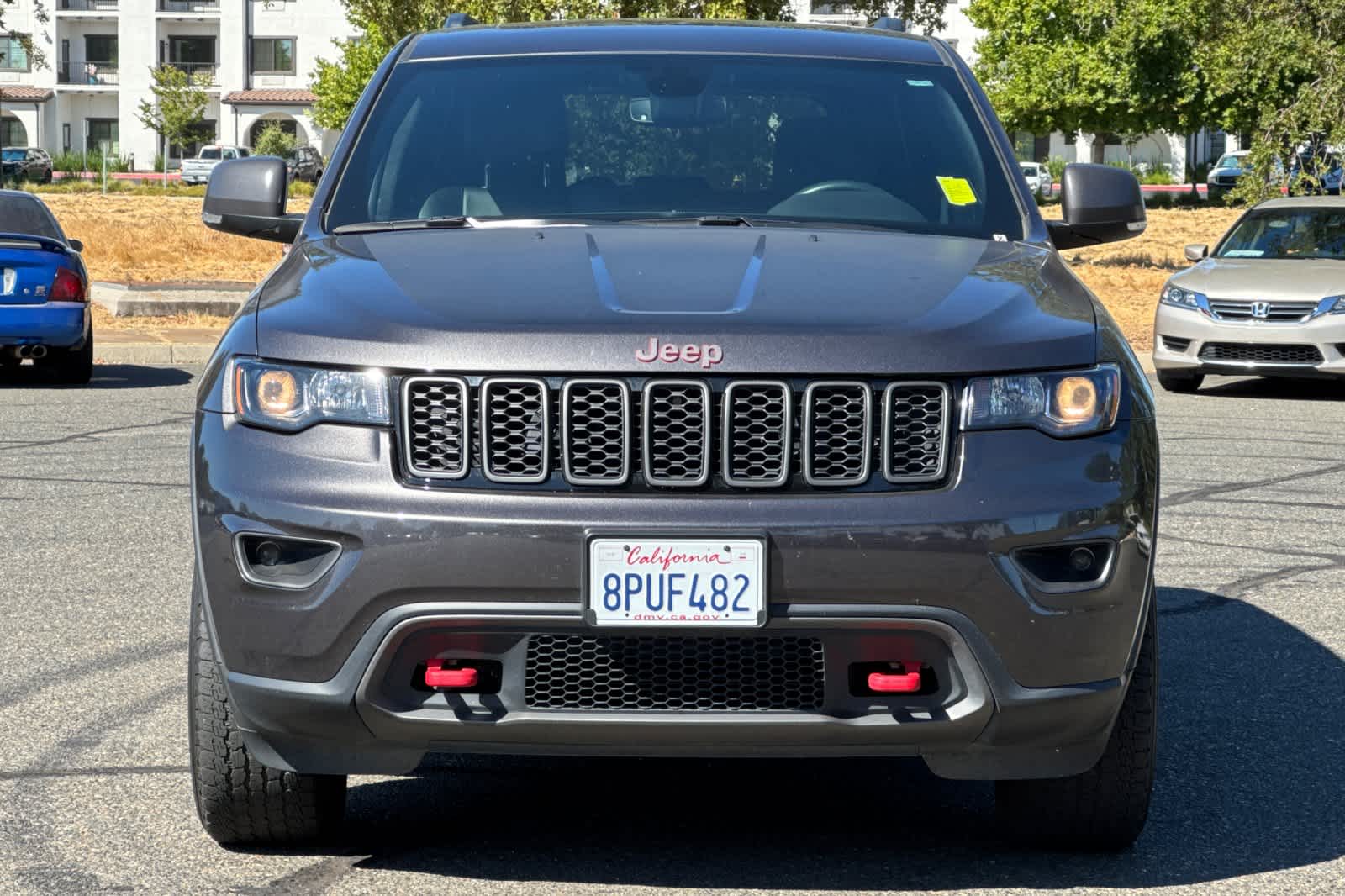 Thumbnail: 2020 Jeep Grand Cherokee - 10