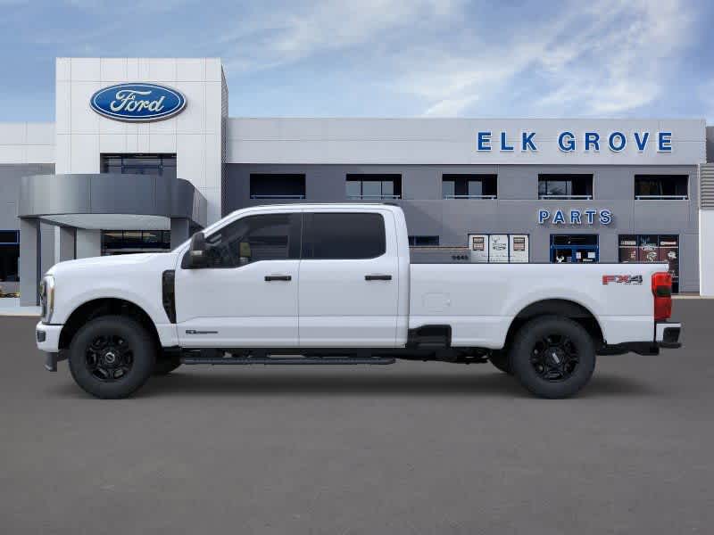 2026 Ford F-350 photo 2