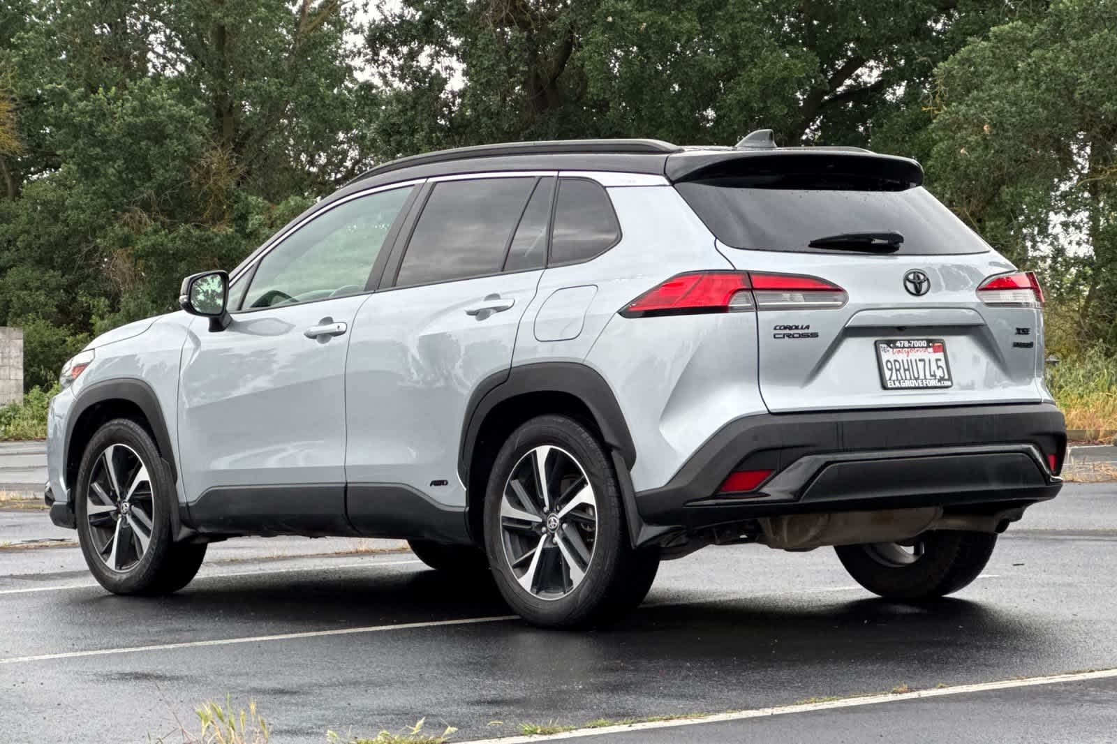 2023 Toyota Corolla Cross Hybrid XSE photo 5