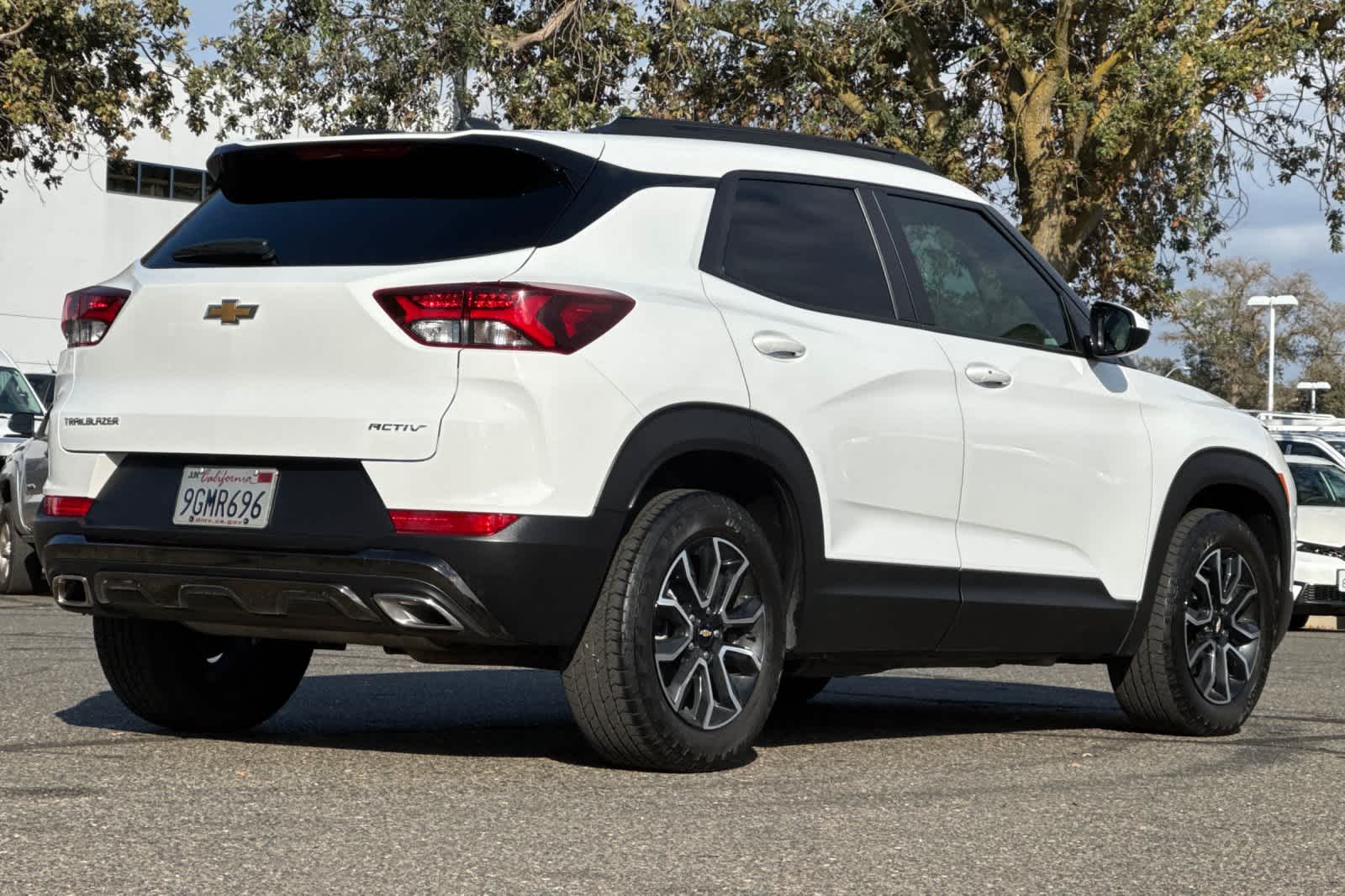 Thumbnail: 2023 Chevrolet TrailBlazer - 2