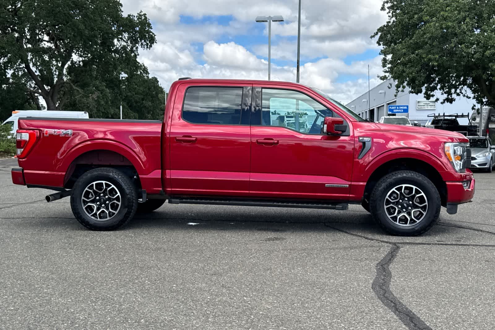 2023 Ford F-150 XLT photo 3