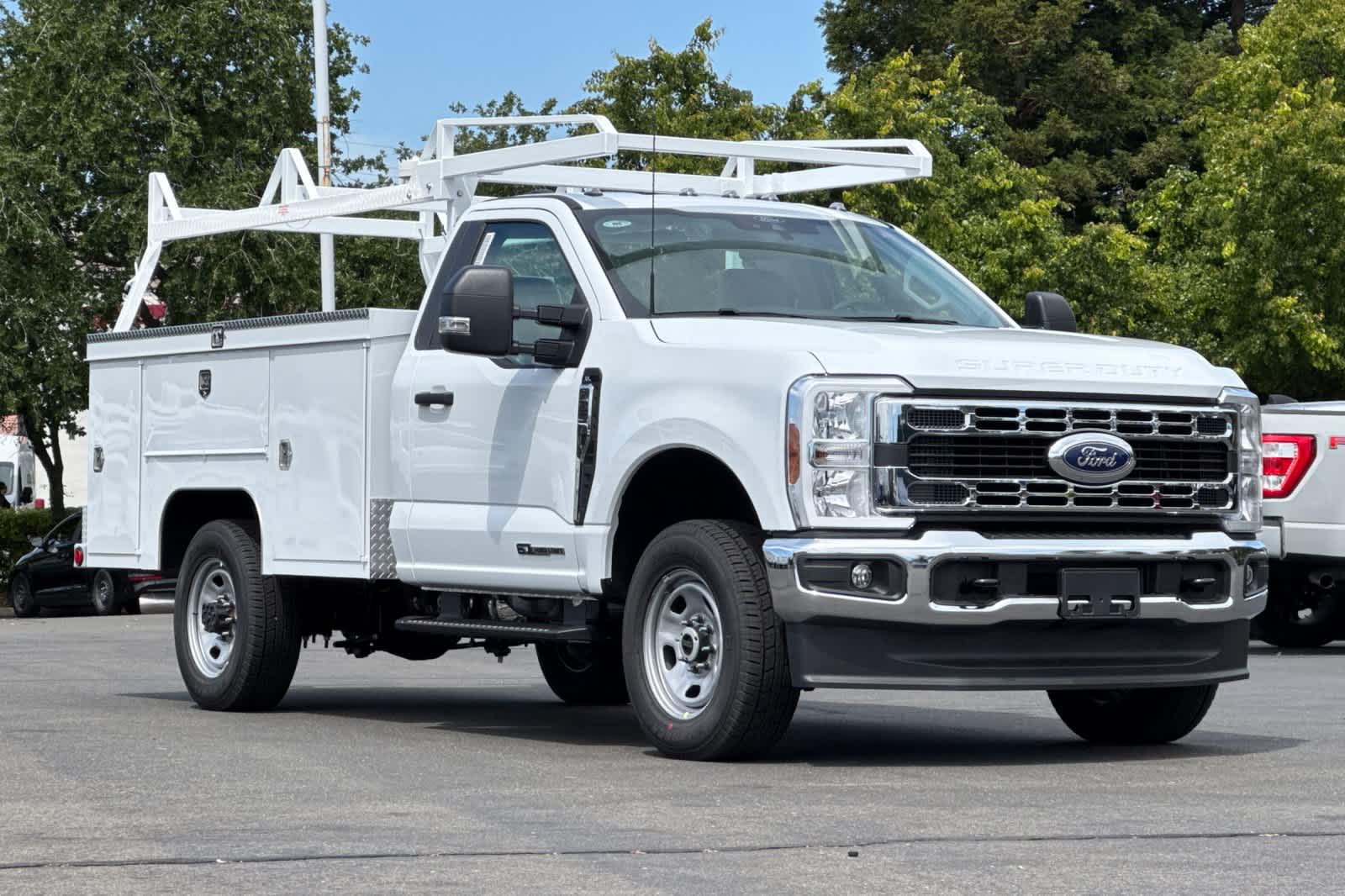 Thumbnail: 2026 Ford F-350 - 8