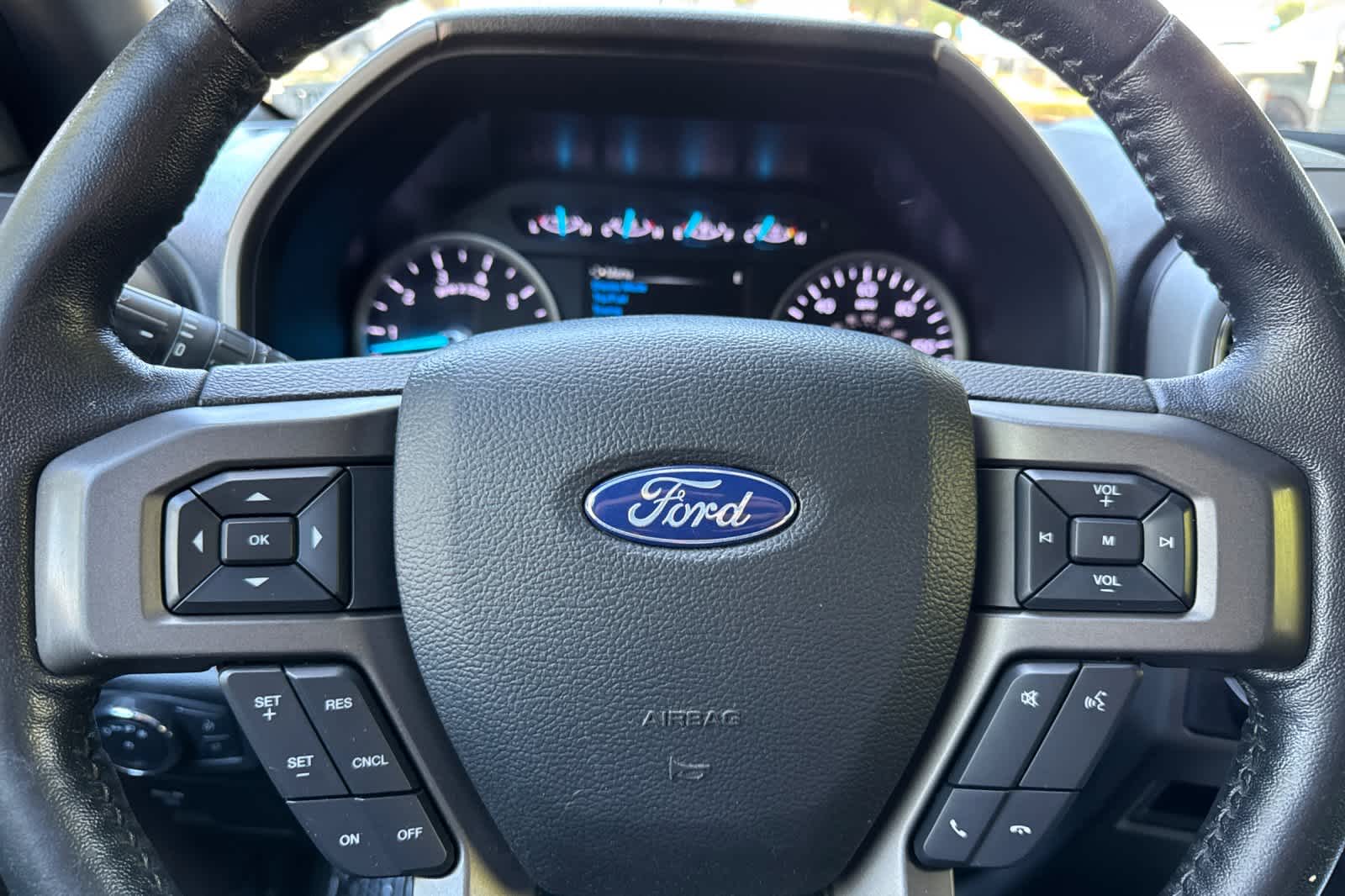 Thumbnail: 2019 Ford Expedition MAX - 24