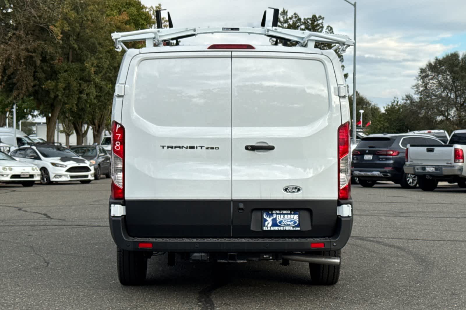 Thumbnail: 2026 Ford Transit Series - 6