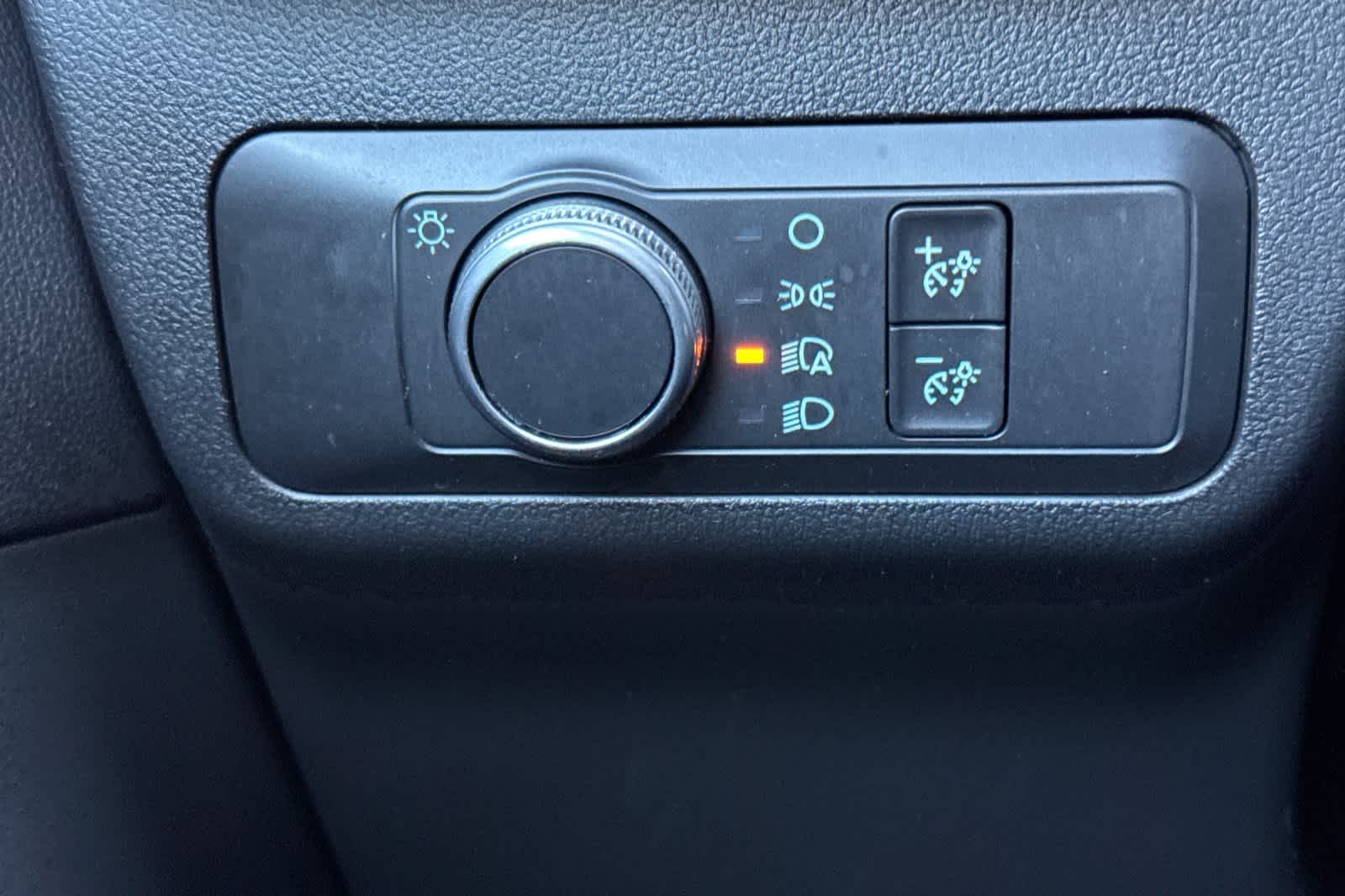 Thumbnail: 2020 Ford Escape - 28