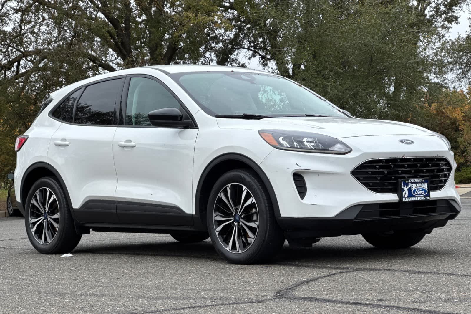 Thumbnail: 2022 Ford Escape - 9
