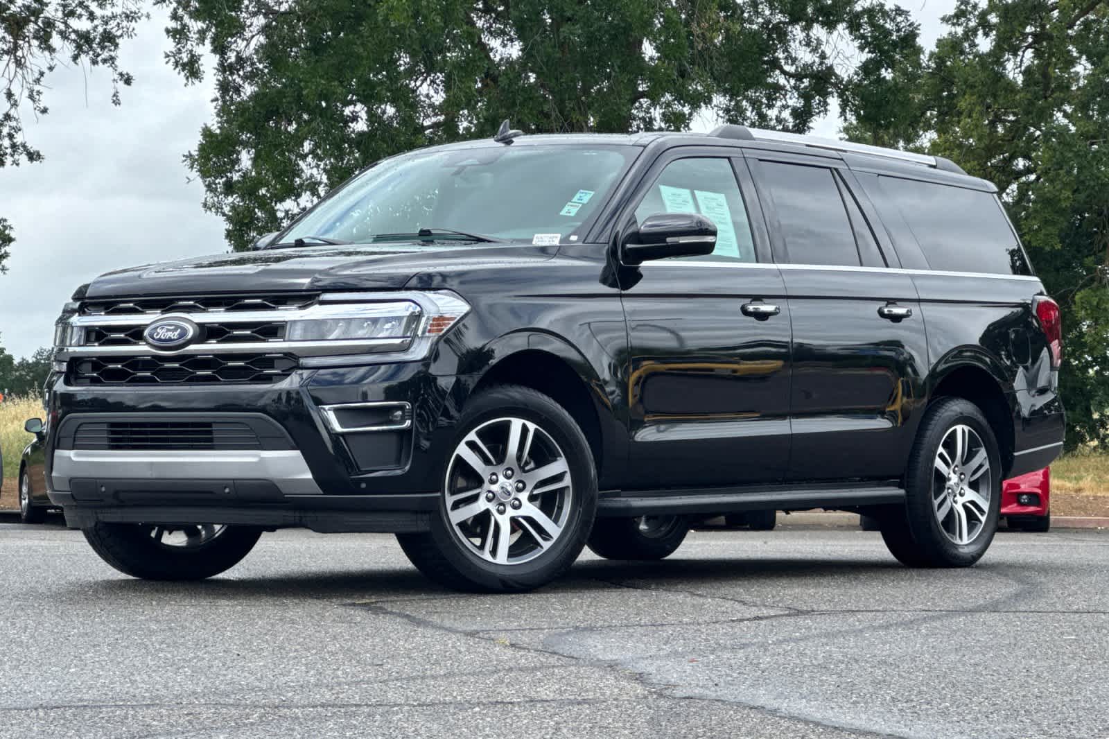 2024 Ford Expedition Max Limited photo 1