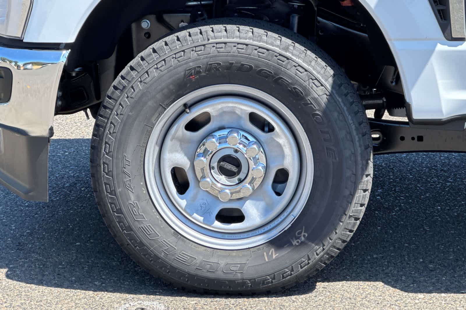 Thumbnail: 2025 Ford F-350 - 23