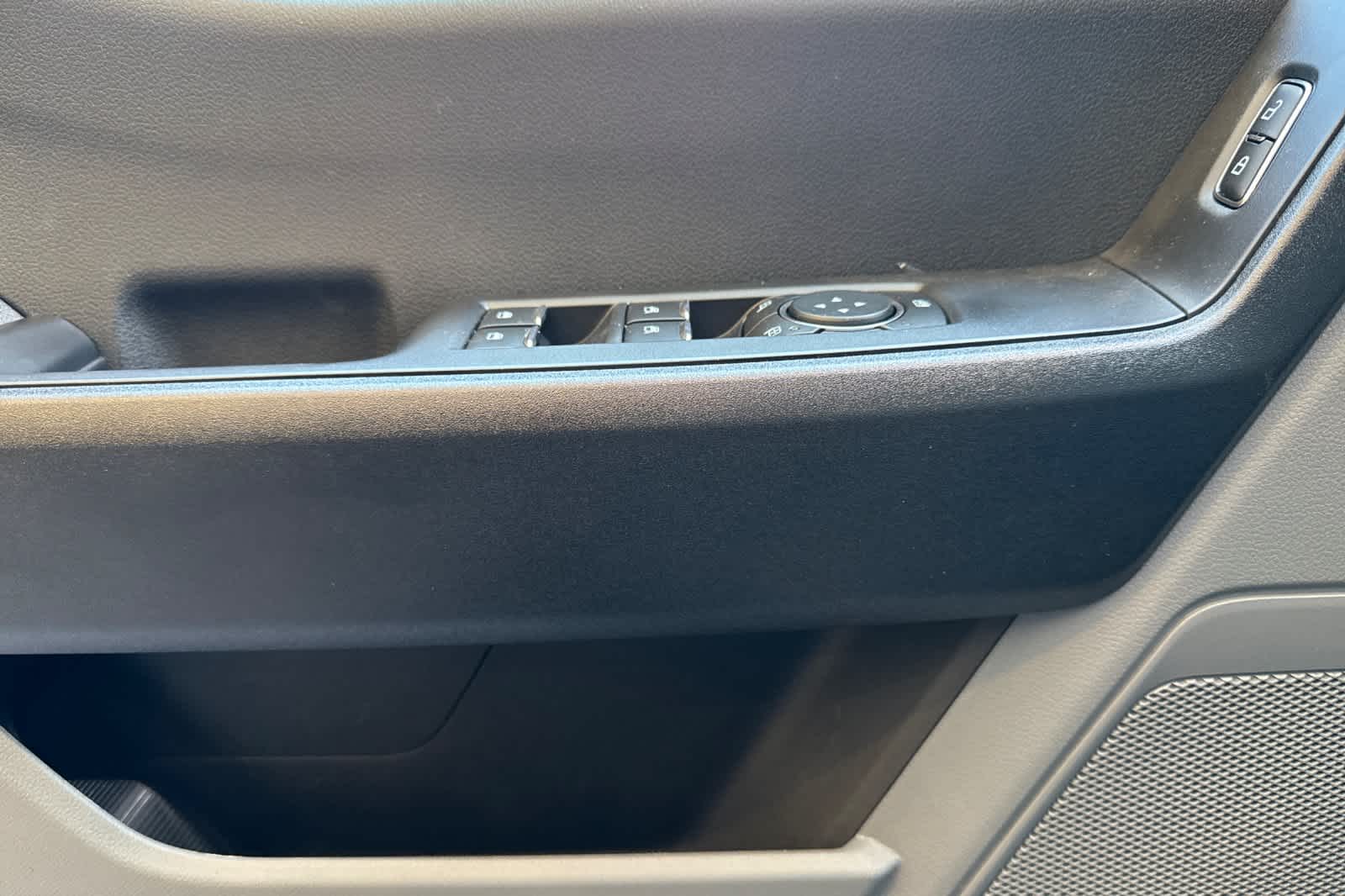 Thumbnail: 2025 Ford F-350 - 12