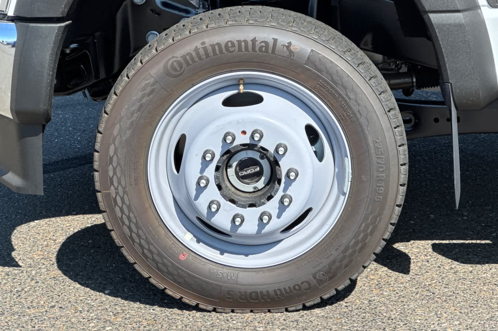 Thumbnail: 2025 Ford F-550 - 24