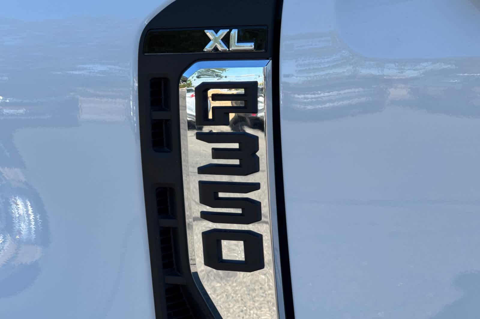 Thumbnail: 2025 Ford F-350 - 25