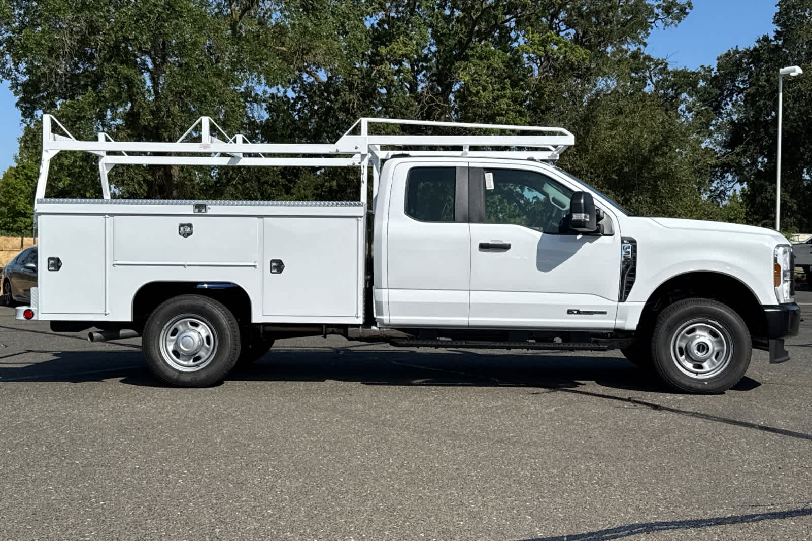 Thumbnail: 2025 Ford F-350 - 8