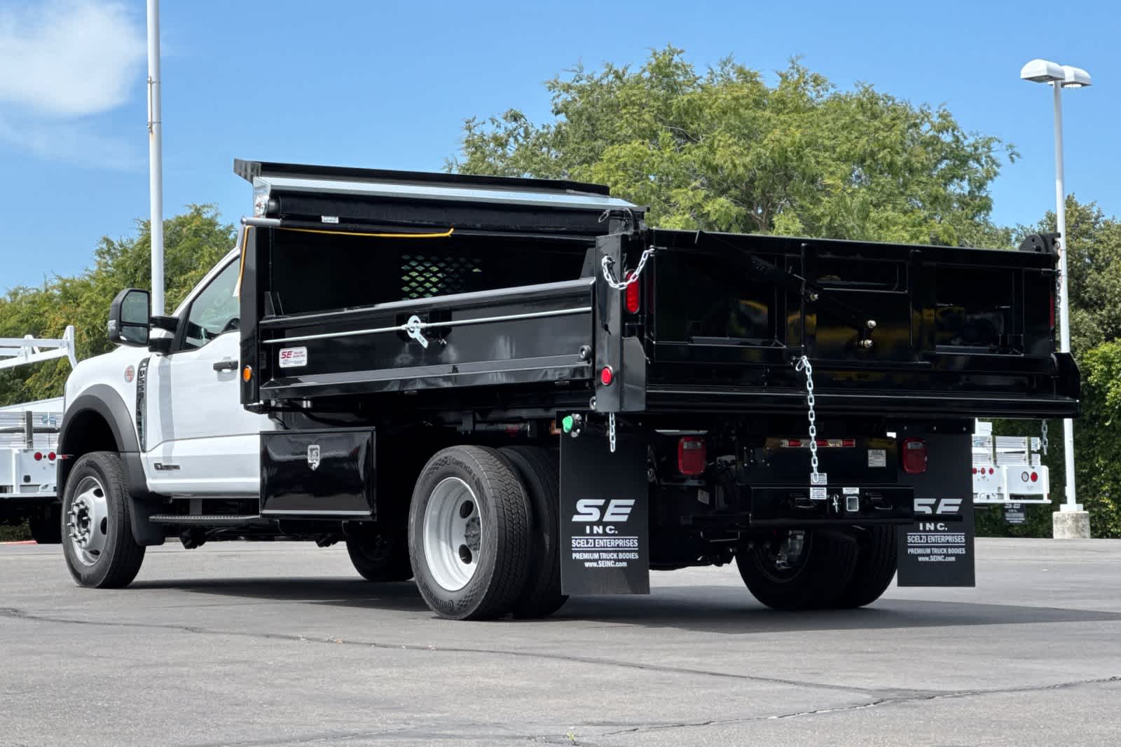 Thumbnail: 2026 Ford F-550 - 5