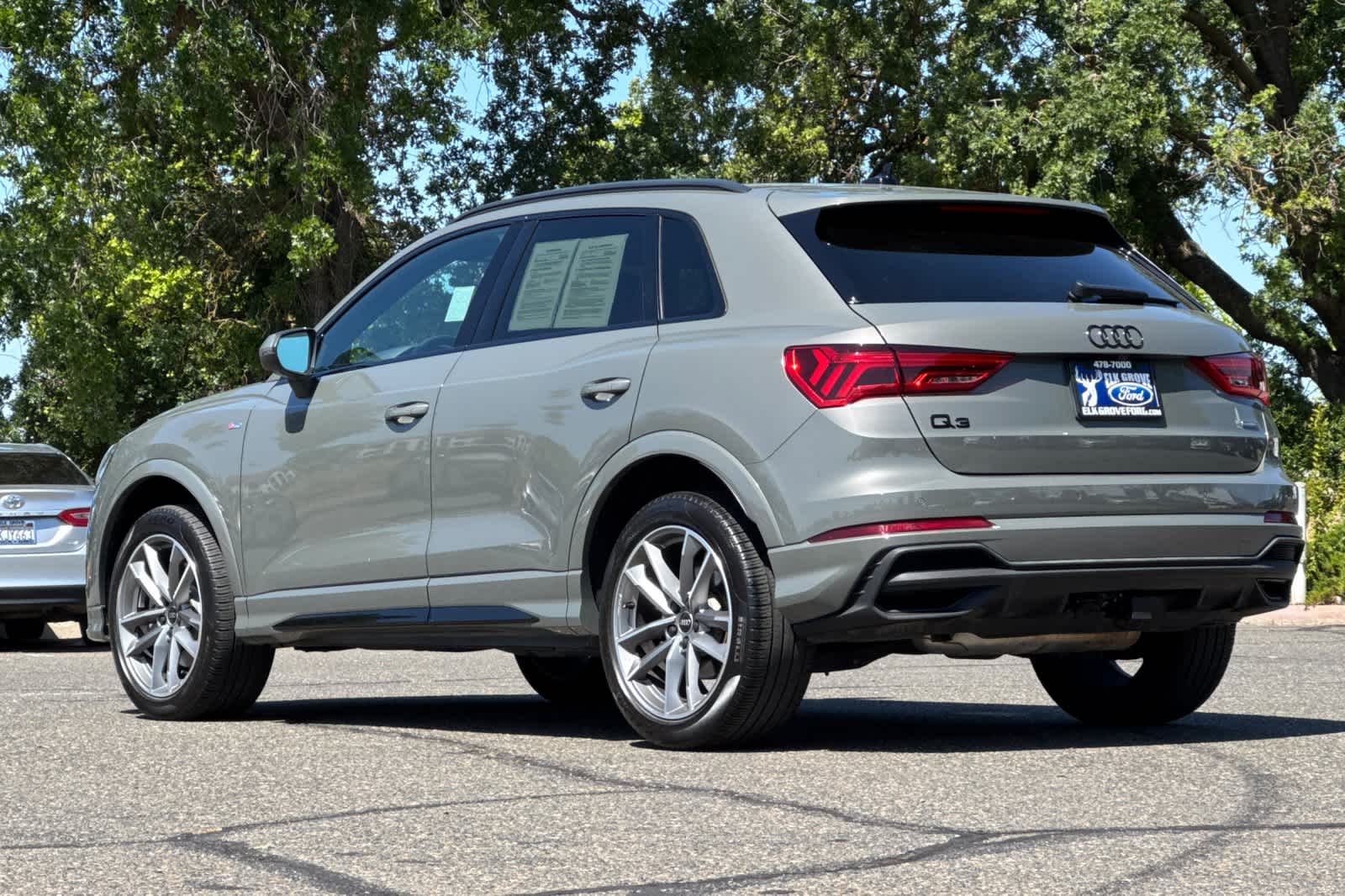 2023 Audi Q3 45 S line Premium photo 5