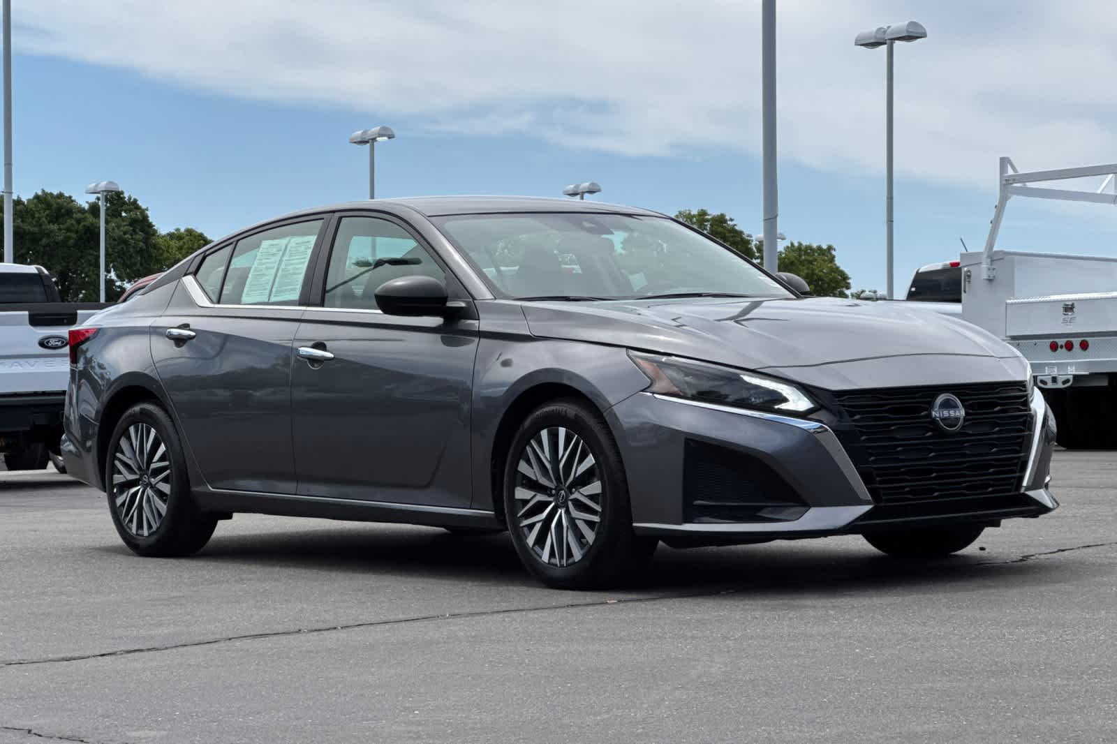 Thumbnail: 2025 Nissan Altima - 9