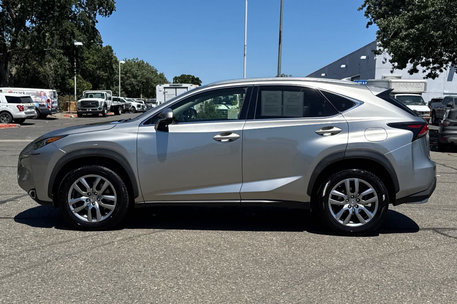 Thumbnail: 2016 Lexus NX - 5