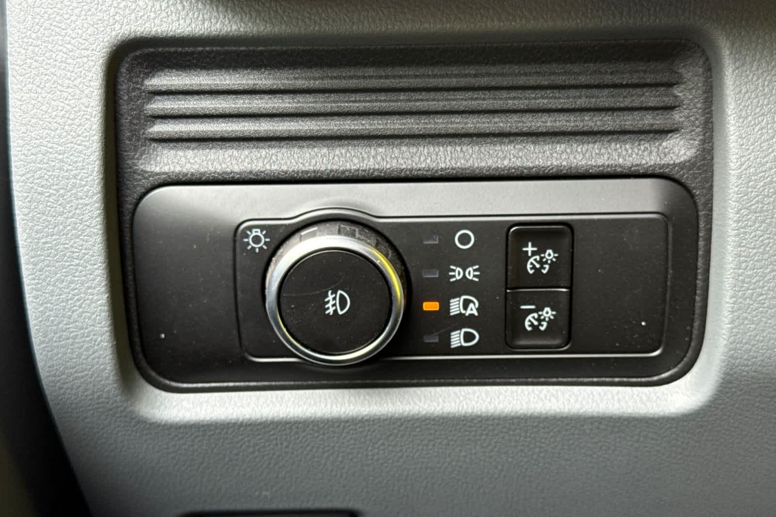 Thumbnail: 2026 Ford F-550 - 26