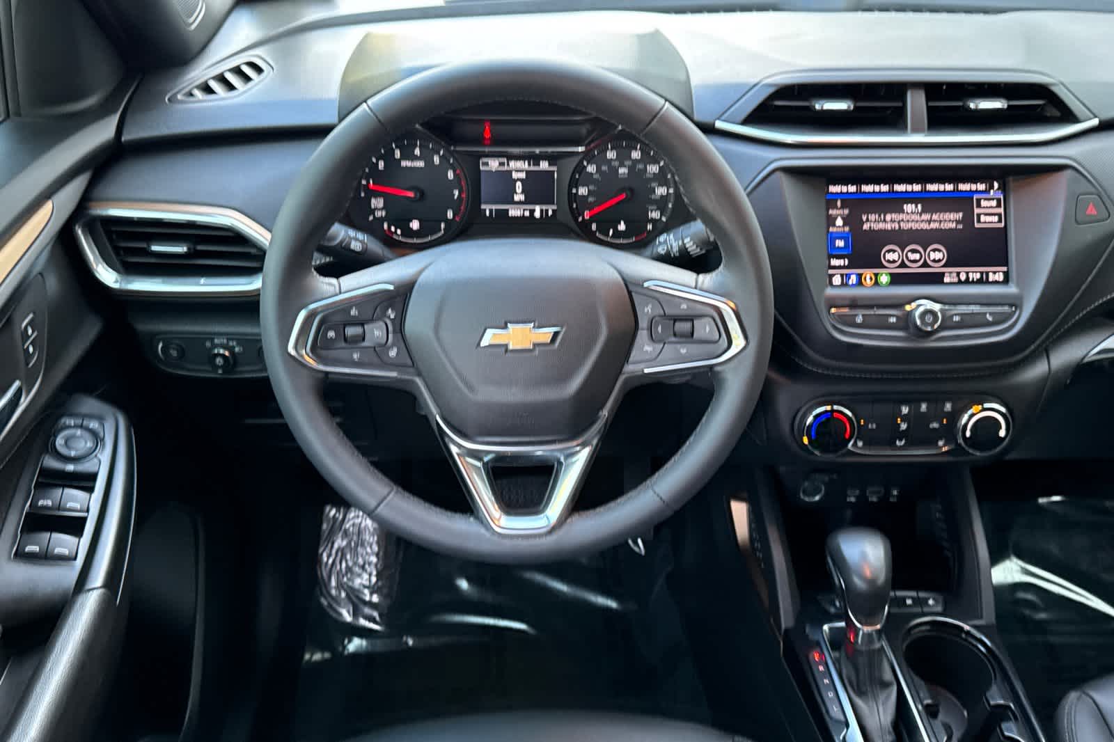 Thumbnail: 2023 Chevrolet TrailBlazer - 14